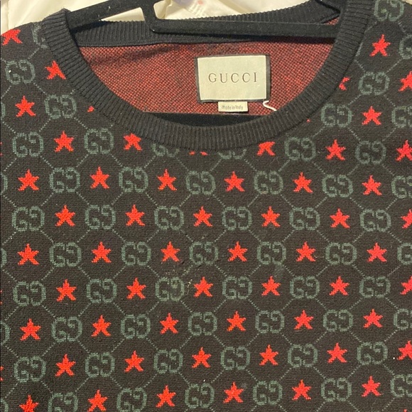 Gucci Men's Black and Red Sweater